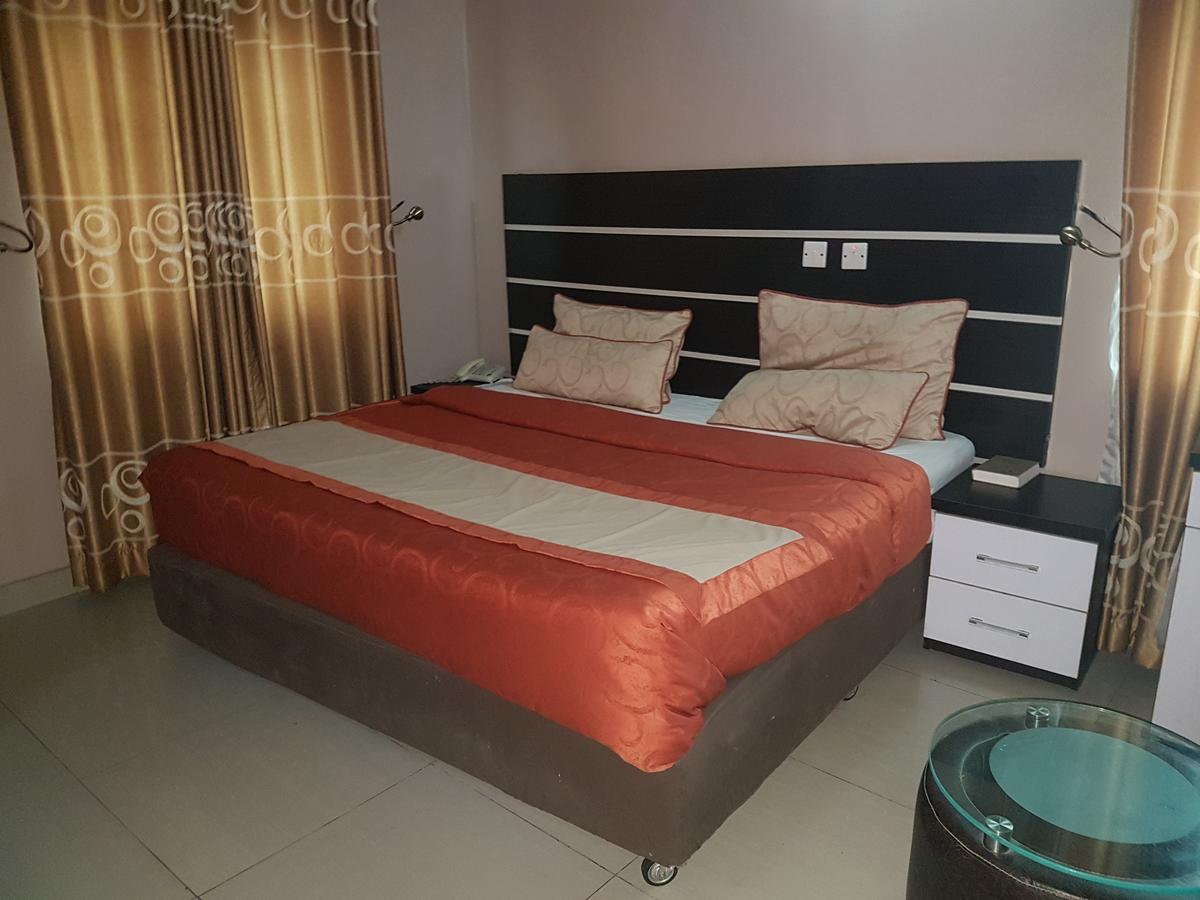 Royal Terrace Hotel & Towers Lagos Exterior foto